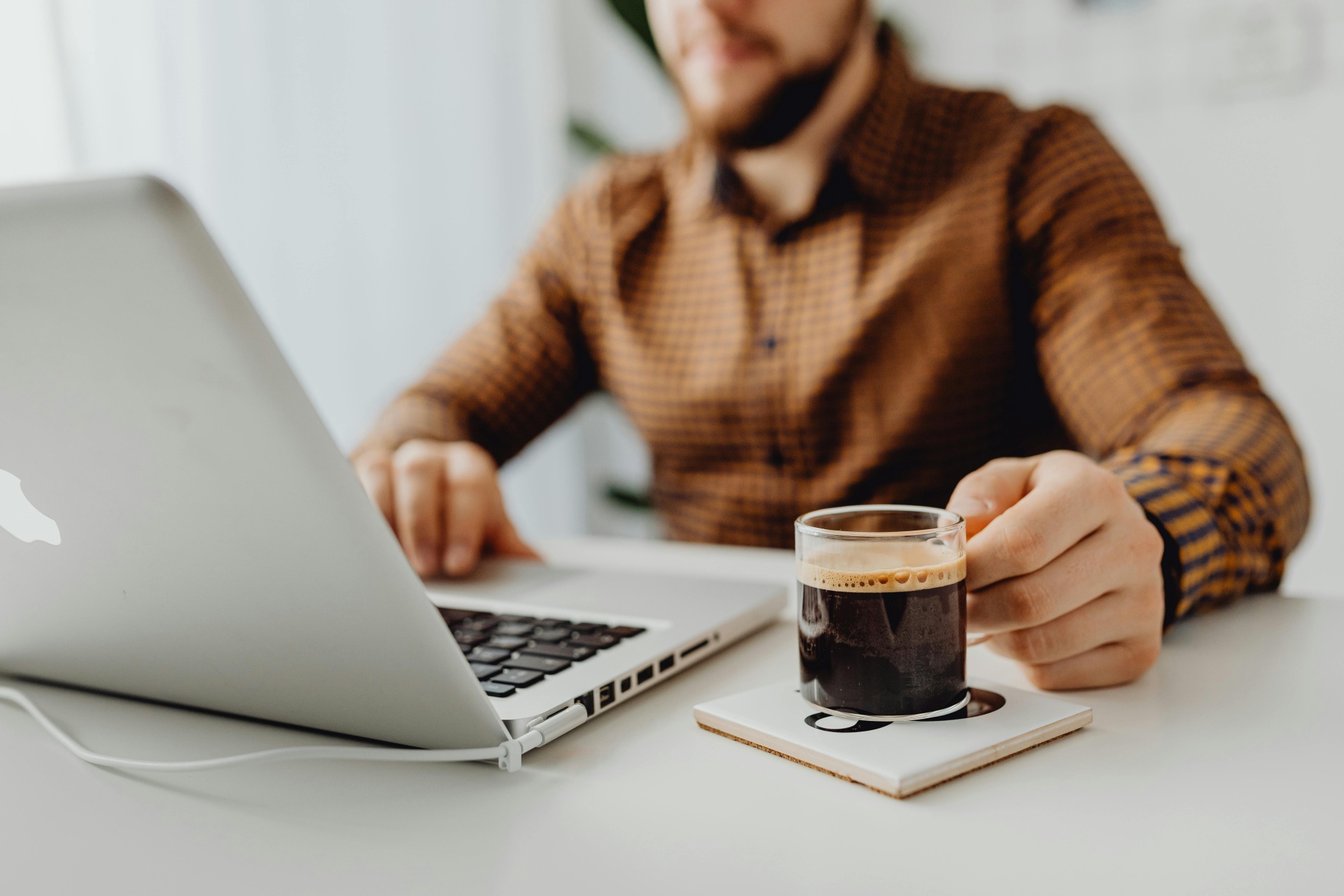 Read more about the article Przesunięcie wdrożenia KSeF – co to oznacza dla przedsiębiorców?